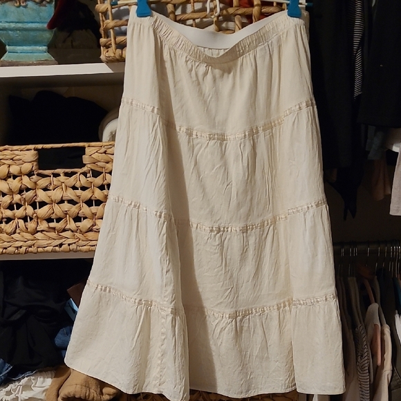 Calypso Cream Tiered Midi Skirt - Picture 1 of 6